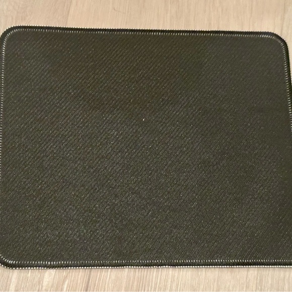 Multicolored Gaming Mouse Pad - Non-Slip, Washable, Stitched Edges - Like New! - Picture 8 of 15